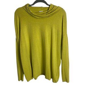 Cabi Size S Ease Turtleneck Long Sleeve Shirt Chartreuse Green Jersey Knit 4193